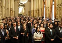 Jorge Macri encabezó el saludo de fin de año con embajadores y empresarios en el Teatro Colón