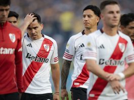 Prohibieron el ingreso a las canchas al hincha de Boca que entró al campo, se burló de River y fue golpeado por Salas