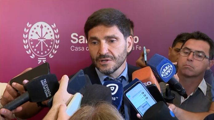 La Corte de Santa Fe rechazó por unanimidad la recusación de Pullaro contra cuatro ministros en plena disputa por la ley previsional