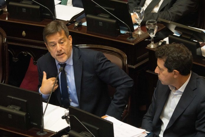 Mariano Recalde criticó la reforma laboral, dijo que la industria del juicio “no existe” y advirtió: “Votar contra los trabajadores te saca del peronismo”