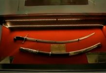 Niegan que quienes pidieron a la Justicia que impida el traslado del sable corvo de San Martín sean descendientes directos de Rosas