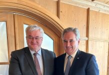 Pablo Quirno se reunió con el canciller de Ucrania y defendió las negociaciones de paz impulsadas por Donald Trump