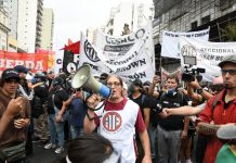 Robots que bailan, leyes que caminan: Milei utiliza el avance tecnológico en China para presionar por la reforma laboral