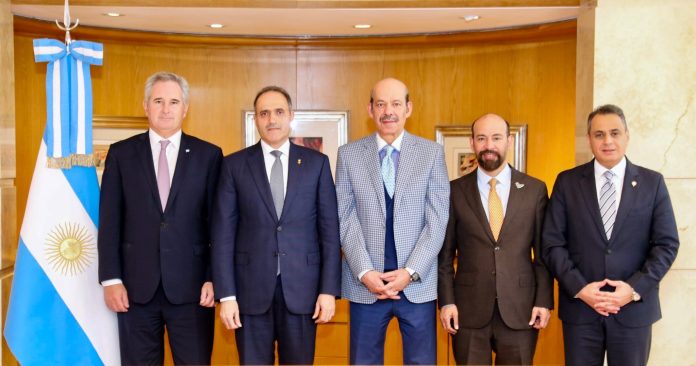 El canciller Quirno se reunió con los embajadores del Golfo para analizar las tensiones regionales