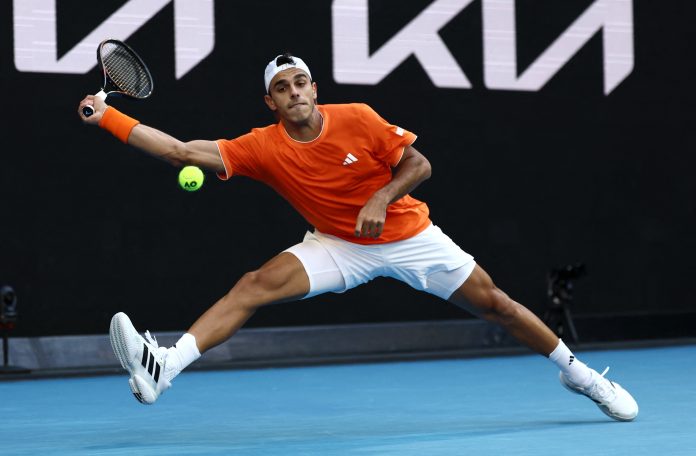 Francisco Cerúndolo se quedó con el duelo argentino al vencer a Thiago Tirante en el Masters 1000 de Miami y se enfrentará a un top ten