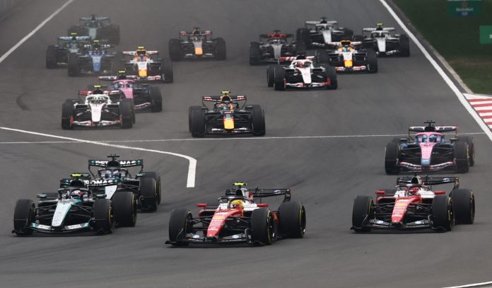 La espectacular largada de Franco Colapinto en el Gran Premio de China de F1: pasó del puesto 12 al 6° tras la primera vuelta