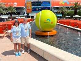 La pareja de argentinos que convirtió al Miami Open en un ritual de vida: viajan como voluntarios desde hace más de 20 años