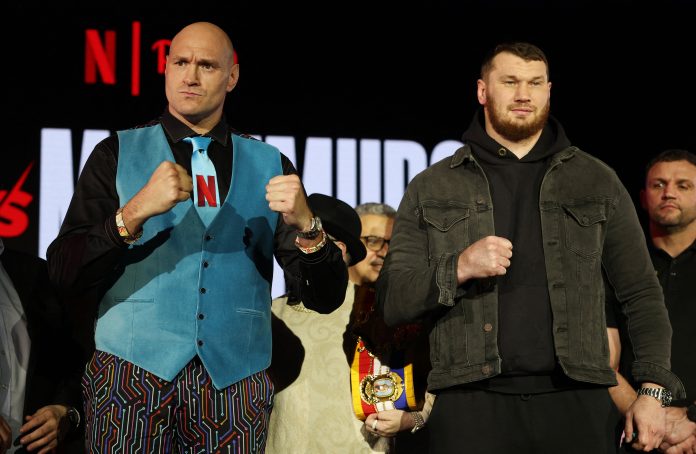 La provocación de la figura del boxeo Tyson Fury contra su próximo rival: paseó un león con correa