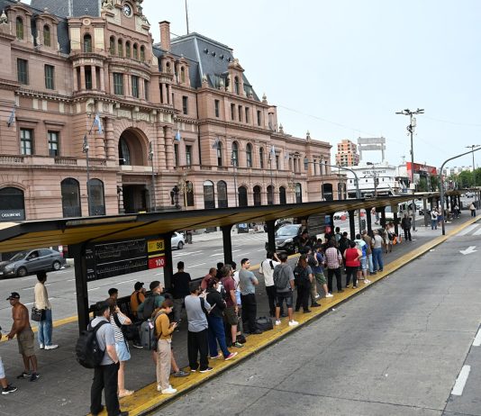 Las impactantes multas que el Gobierno aplicará contra dos gremios por haber adherido al paro de la CGT
