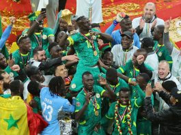 Las preguntas de Senegal luego de que le quitaran el título de la Copa Africana de Naciones: ¿Deberá devolver el trofeo y el dinero del premio?