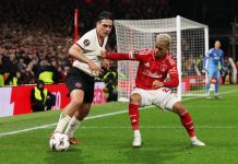 “No podía ver, tenía crema facial en la cara”: la insólita declaración de una figura de la Premier League que causó revuelo