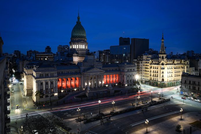 El Gobierno llega a la primera sesión del año con las provincias contenidas, pero busca ampliar acuerdos