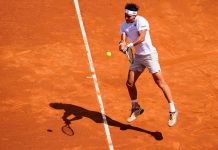 El polémico saque del rival de Tomás Etcheverry que definió el partido en el ATP de Barcelona