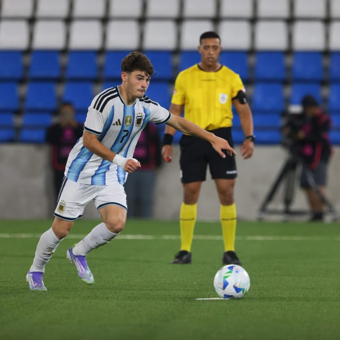 La historia del “pibe de las rabonas” que rechazó a la selección de Chile y es una de las figuras de la Sub 17 de Argentina