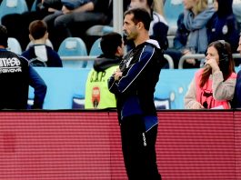 Los explosivos posteos del ex técnico de Gimnasia La Plata tras ser despedido: “Me echan del club, de mi casa”