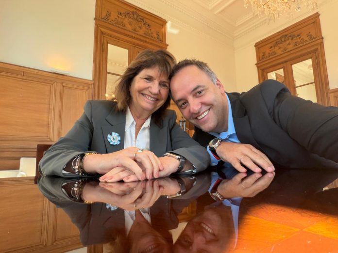 Patricia Bullrich habló sobre las denuncias que pesan sobre Manuel Adorni: pidió respetar “el principio de inocencia”