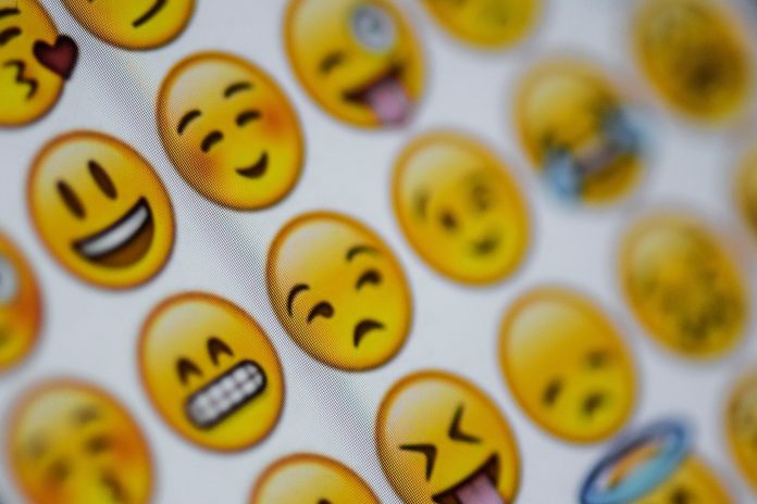 WhatsApp se renueva: la lista completa de los nuevos emojis que llegan a tu celular