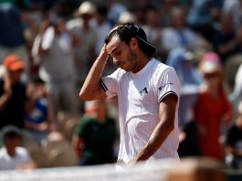 Doloroso traspié argentino en Roland Garros: Francisco Cerúndolo batalló contra sus controversias y cayó ante el 85° del mundo