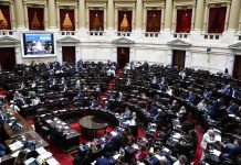 El oficialismo llama a una sesión en Diputados para bajar subsidios al gas y bloquea posibles pedidos de interpelación a Adorni