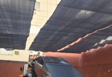 El Tesla Cybertruck del diputado de La Libertad Avanza que estaba estacionado en el Congreso fue remolcado por una grúa