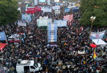 Fuertes críticas al Gobierno y un pedido a la Corte: qué dice el documento que leyeron en la Marcha Federal Universitaria