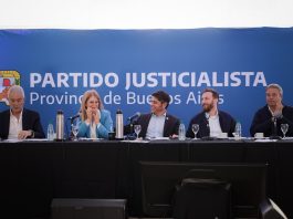 Kicillof estará con Julio Alak en un acto del PJ Bonaerense y enviará una señal en la pelea por su sucesión
