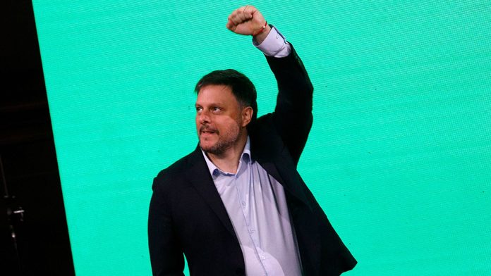 Leandro Santoro: “Hay que pensar en algo parecido a un gobierno de unidad nacional”