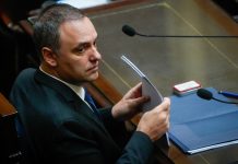 Momento clave para Adorni: cómo pasa los días antes de presentar su declaración jurada y qué espera el Gobierno