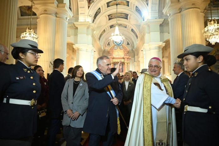 Osvaldo Jaldo participó del Tedeum en Tucumán y pidió por la unidad nacional: “No hay lugar para la grieta”