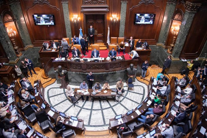 Agenda intensa en la Legislatura porteña: línea F de subtes, trapitos, vapeadores, VTV y créditos para morosos