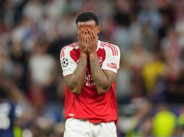 El emotivo gesto de los fanáticos del Arsenal con Gabriel tras fallar el penal decisivo de la Champions League
