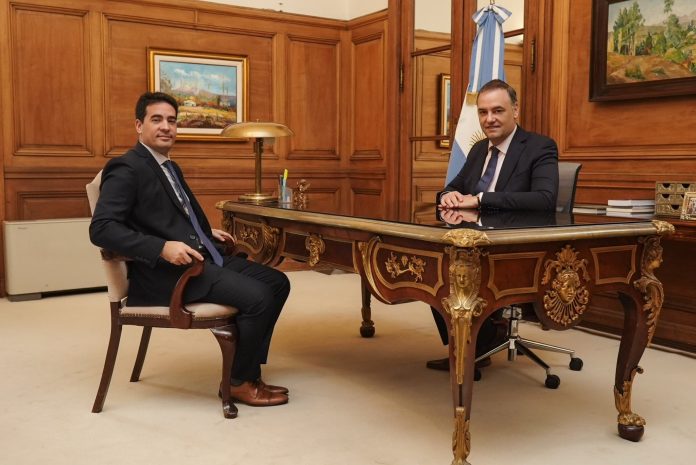 El Gobierno apuesta a oxigenar la comunicación y se esperanza con un relanzamiento de la gestión