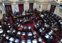 En una sesión incierta por el caso Adorni, el Senado buscará aprobar la ley de propiedad privada