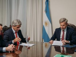 Luis Caputo y Rogelio Frigerio impulsan un nuevo pacto fiscal entre Nación y las provincias