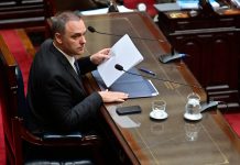 Maximiliano Abad habló sobre la situación de Manuel Adorni: “Hay unanimidad en que no debe seguir en el Gobierno”