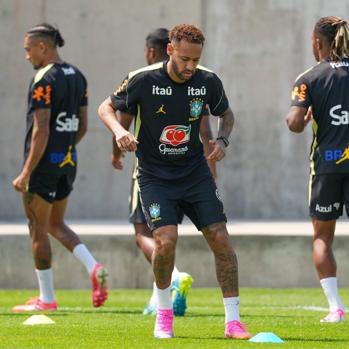 “¿Me extrañaban?”, el saludo de Neymar en su vuelta a las prácticas con Brasil: cómo está de la lesión y cuándo debutaría en el Mundial