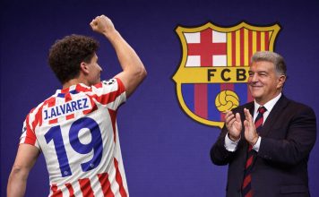 Nuevo capítulo en la novela sobre el futuro de Julián Álvarez: el guiño del presidente del Barcelona en medio de las negociaciones