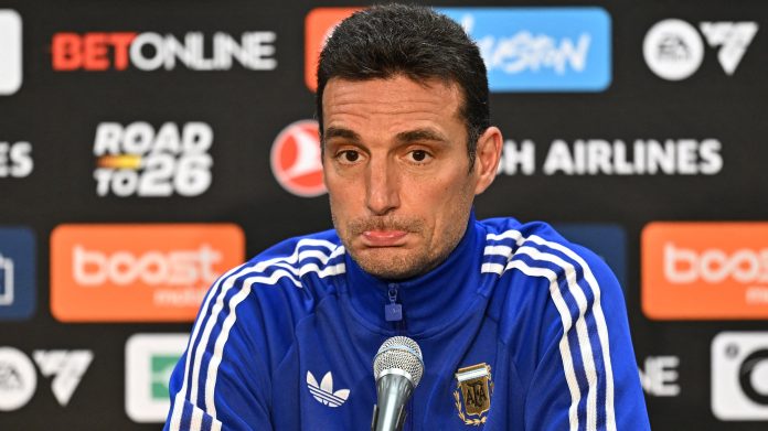 Scaloni define al reemplazante de Balerdi en la lista de Argentina para el Mundial: los cinco nombres en danza