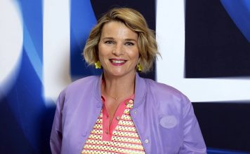 Suspendieron a la periodista que atacó a la figura de Bélgica que abandonó el Mundial para presenciar el nacimiento de su hijo