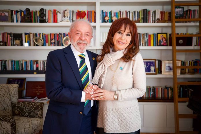 Cristina Kirchner contrató al abogado de Lula da Silva para reforzar la estrategia internacional contra su condena por la causa Vialidad