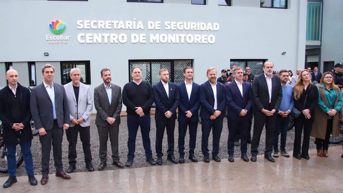 El avance de Santilli condiciona al PJ: intendentes se alejan de la interna y apuntan a la sucesión de Kicillof
