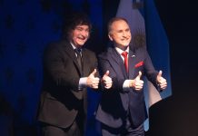 Javier Milei participó de la celebración por el Día de la Independencia en la Embajada de EEUU y recibió otro respaldo del gobierno de Trump