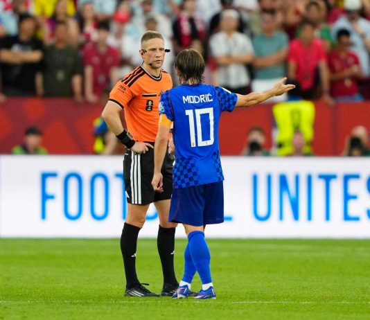 La furia de Luka Modric tras la polémica con el VAR que decretó la eliminación de Croacia frente a Portugal en el Mundial