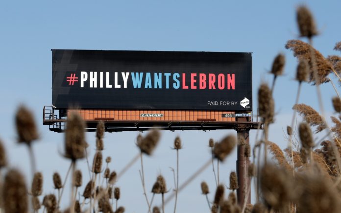 LeBron James revolucionó Filadelfia: entradas por las nubes, menú especial y una ciudad que sueña con volver a ganar
