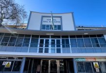 Legisladores libertarios presentaron un proyecto para arancelar salud y universidades a extranjeros en la provincia de Buenos Aires