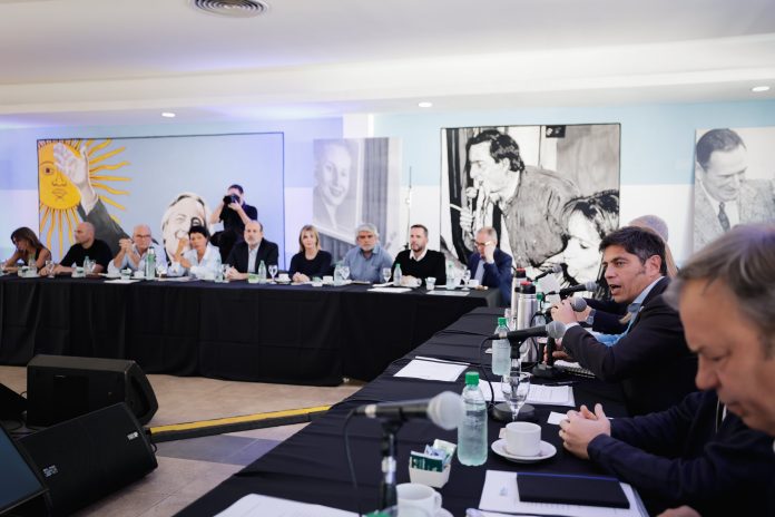 Ley de Tierras: el kirchnerismo impulsó un proyecto en PBA y Kicillof envía a su sector a movilizar al Congreso