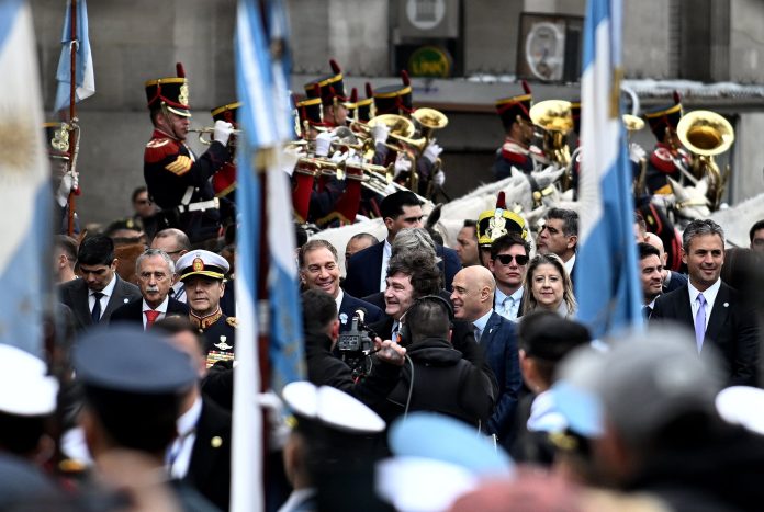 Lo que no se vio del acto de Milei en el Tedeum y los sutiles movimientos entre los funcionarios del Gabinete
