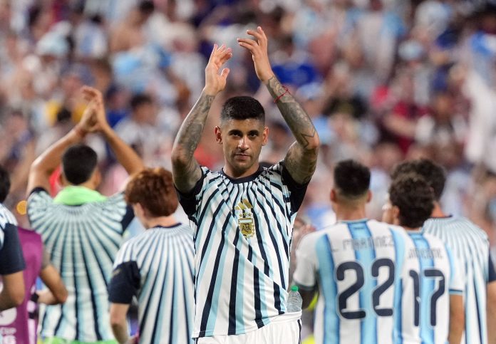 Los dos grandes de Europa que tienen al Cuti Romero en su radar tras el Mundial 2026