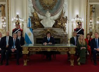 Milei dijo que el Banco Central “posibilitó el robo de la alta política” y presentó la reforma de la Carta Orgánica