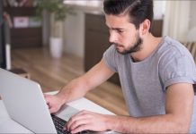 ¿Por qué las letras del teclado no están en orden alfabético?